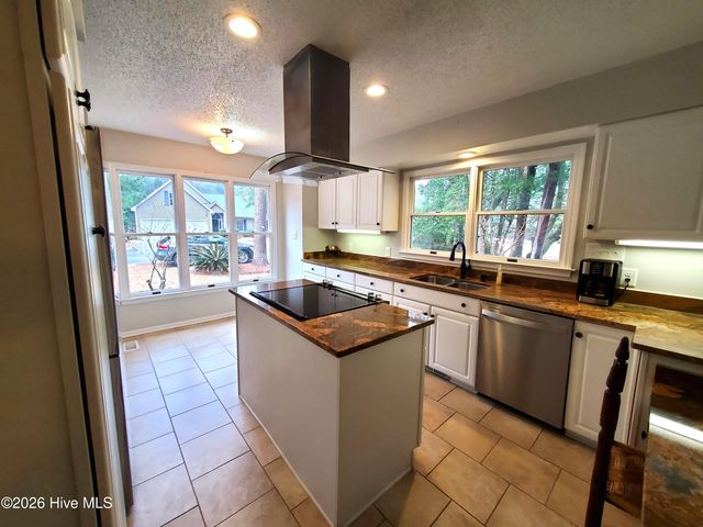 108 Fern Court, Atlantic Beach, NC 28512