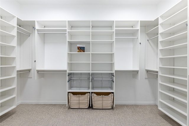 4512 Diamante DR, Spicewood, TX 78669