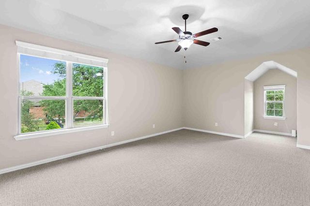 4512 Diamante DR, Spicewood, TX 78669