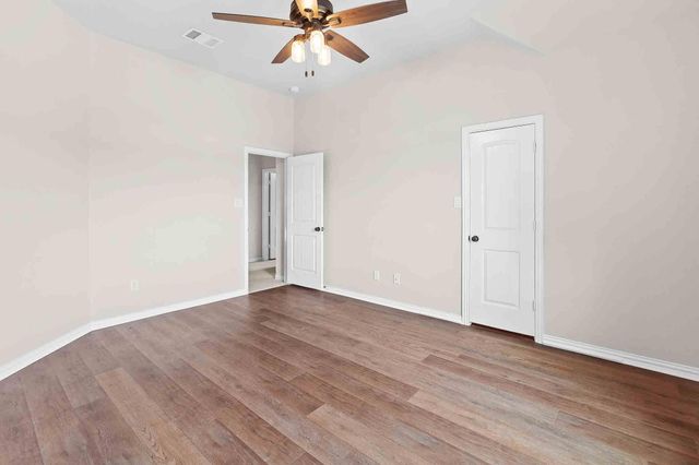 4512 Diamante DR, Spicewood, TX 78669