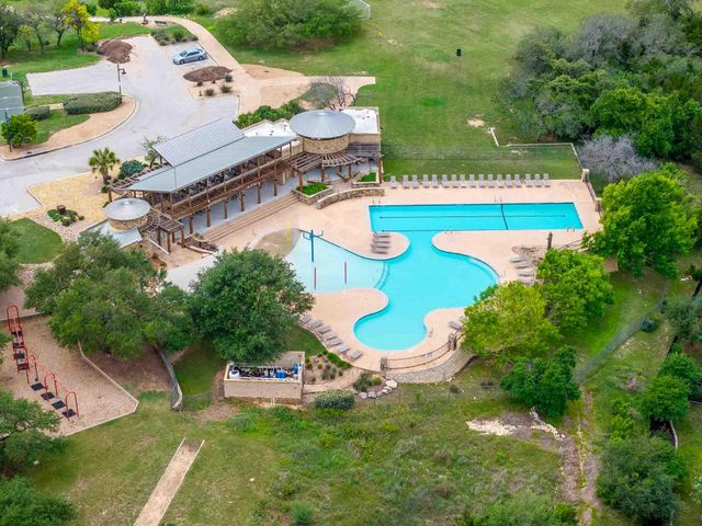 4512 Diamante DR, Spicewood, TX 78669