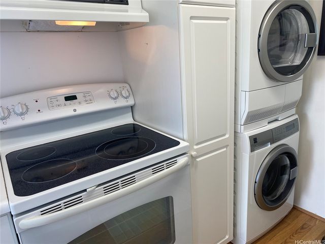 2410 Cleghorn Street 3001, Honolulu, HI 96815
