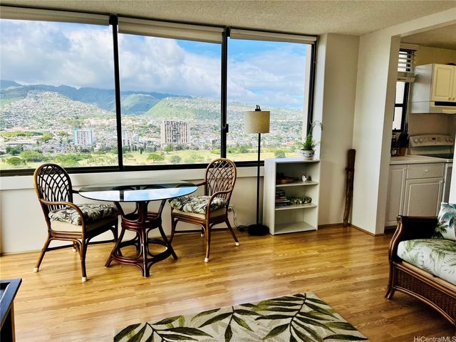 2410 Cleghorn Street 3001, Honolulu, HI 96815