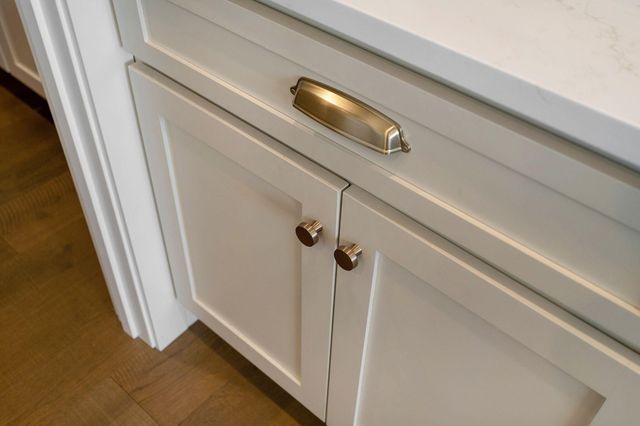 6139 S Dollison Avenue, Springfield, MO 65810