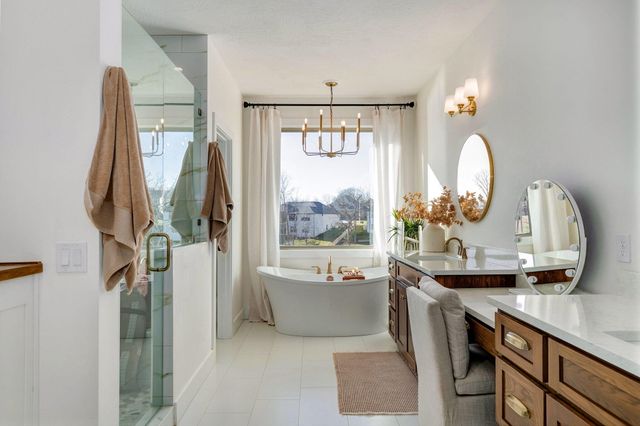 6139 S Dollison Avenue, Springfield, MO 65810