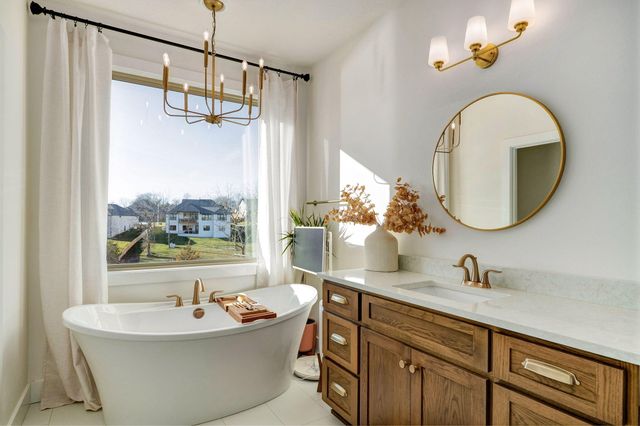 6139 S Dollison Avenue, Springfield, MO 65810