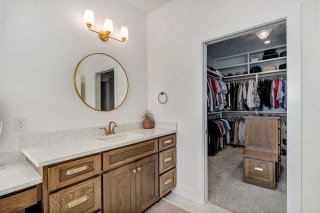 6139 S Dollison Avenue, Springfield, MO 65810