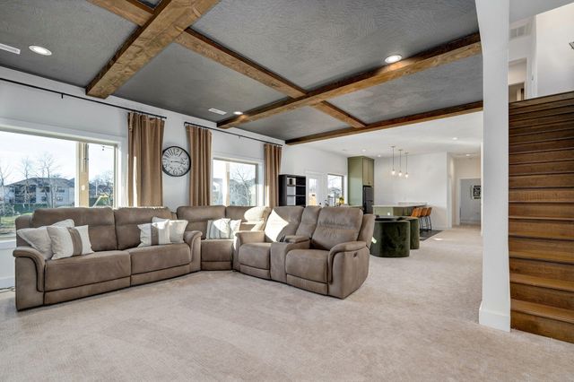 6139 S Dollison Avenue, Springfield, MO 65810