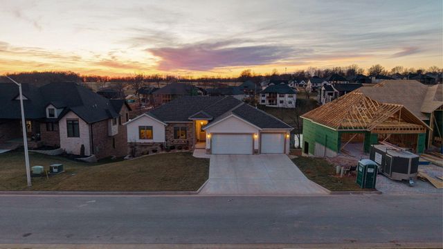 6139 S Dollison Avenue, Springfield, MO 65810