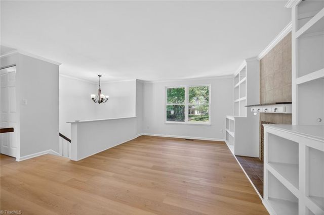1109 Century Park Avenue, Kernersville, NC 27284