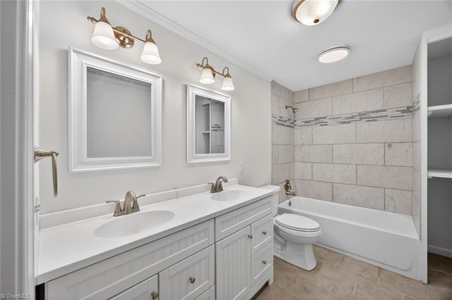 1109 Century Park Avenue, Kernersville, NC 27284