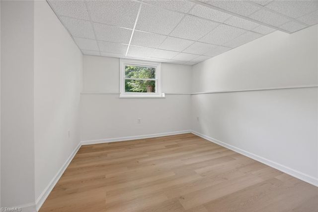1109 Century Park Avenue, Kernersville, NC 27284
