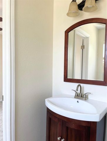 5212 NW Liberty Ave, Lawton, OK 73505