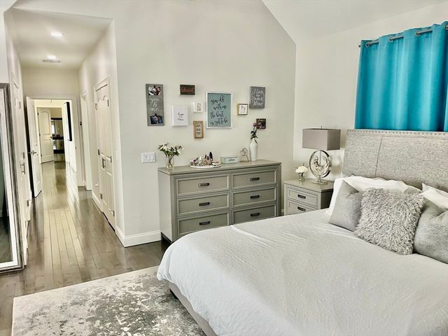 352 Church St, Northborough, MA 01532
