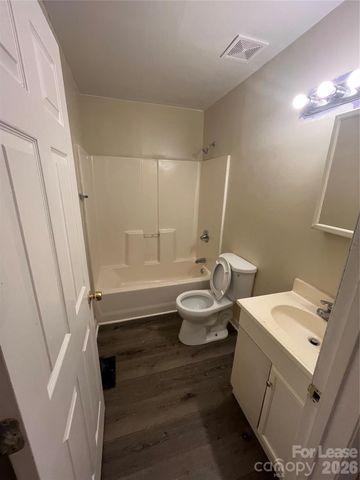 6718 Rockwell Boulevard, Charlotte, NC 28269