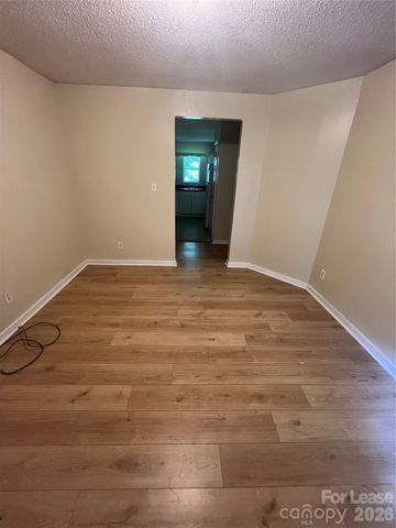 6718 Rockwell Boulevard, Charlotte, NC 28269