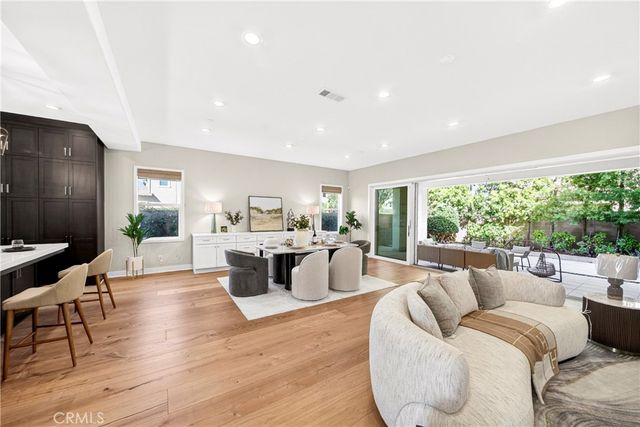 66 Bolide, Irvine, CA 92618
