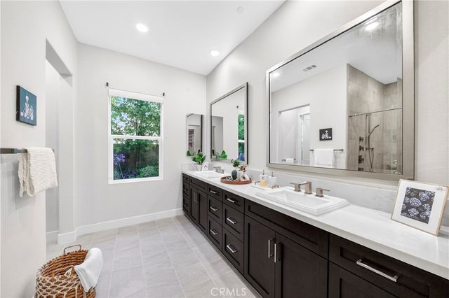 66 Bolide, Irvine, CA 92618