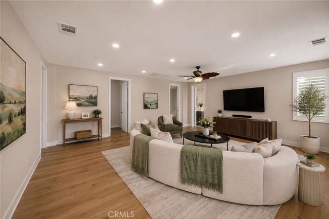 66 Bolide, Irvine, CA 92618