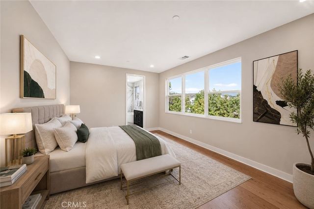 66 Bolide, Irvine, CA 92618