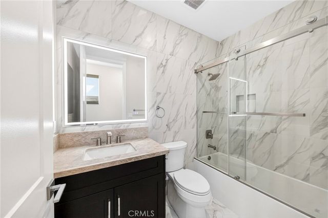 66 Bolide, Irvine, CA 92618