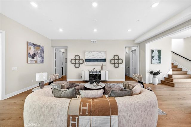 66 Bolide, Irvine, CA 92618
