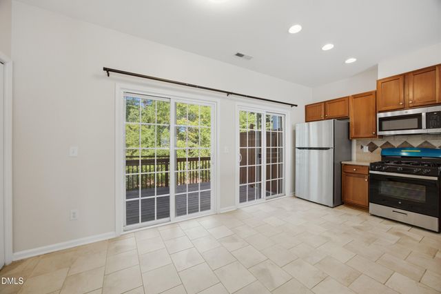 316 Linden Park Lane, Cary, NC 27519