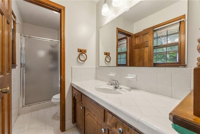 6820 Wildwood Drive, Raytown, MO 64133
