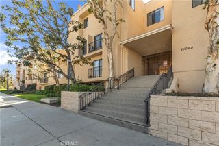 21040 Parthenia 25, Canoga Park, CA 91304