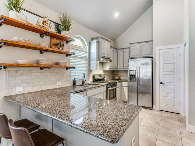 9301 Bronze Meadow Drive, Fort Worth, TX 76131