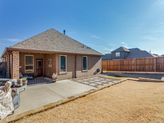 9301 Bronze Meadow Drive, Fort Worth, TX 76131