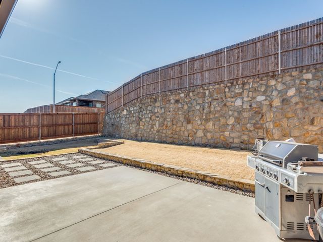 9301 Bronze Meadow Drive, Fort Worth, TX 76131