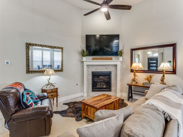 9301 Bronze Meadow Drive, Fort Worth, TX 76131