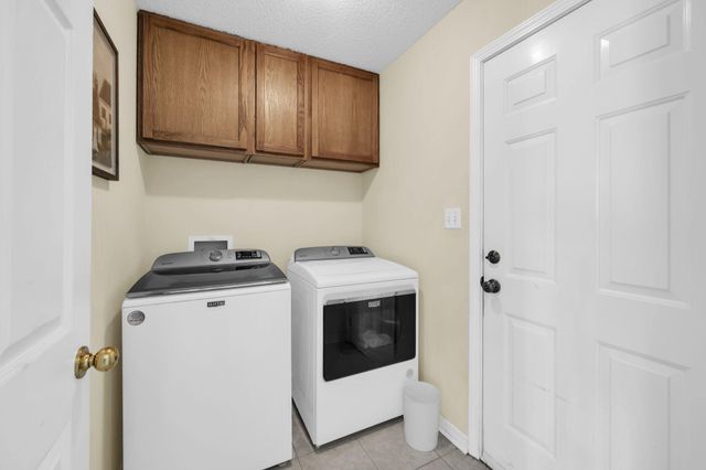 389 Pristine Water Lane, Mary Esther, FL 32569