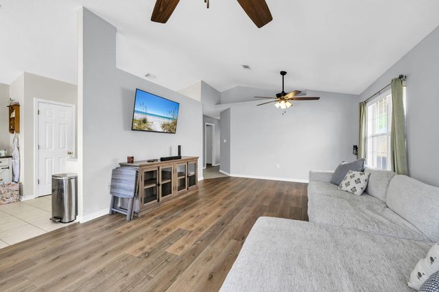 389 Pristine Water Lane, Mary Esther, FL 32569
