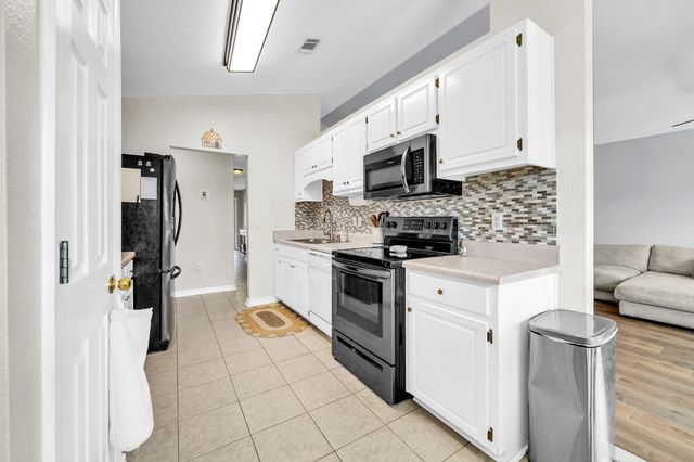 389 Pristine Water Lane, Mary Esther, FL 32569