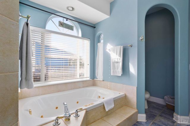 1206 Maldonado Dr, Pensacola Beach, FL 32561