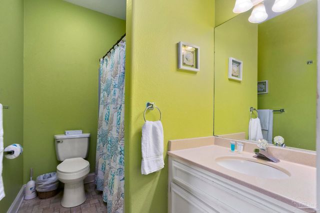 1206 Maldonado Dr, Pensacola Beach, FL 32561