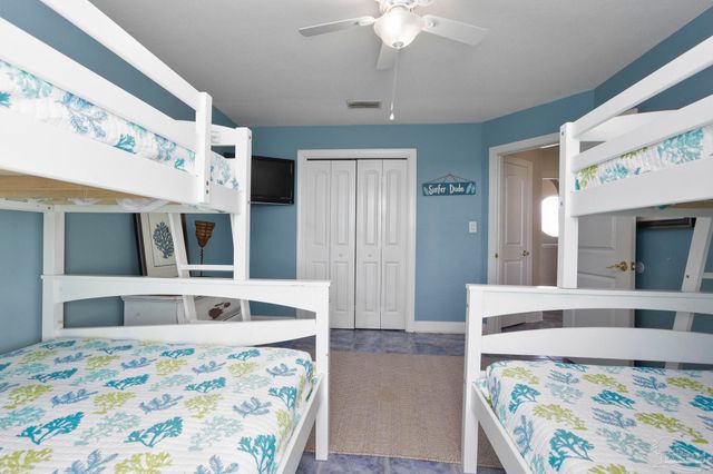 1206 Maldonado Dr, Pensacola Beach, FL 32561