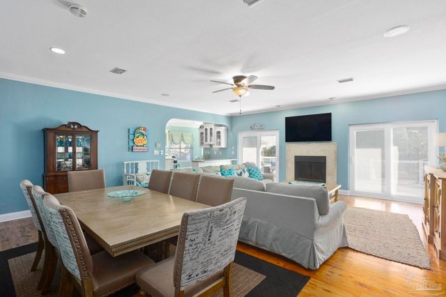 1206 Maldonado Dr, Pensacola Beach, FL 32561