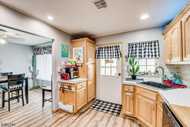 1052 Shetland Dr, Lakewood Twp., NJ 08701