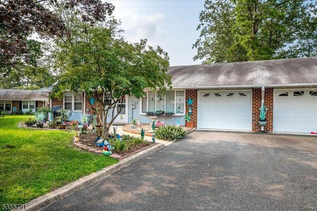 1052 Shetland Dr, Lakewood Twp., NJ 08701