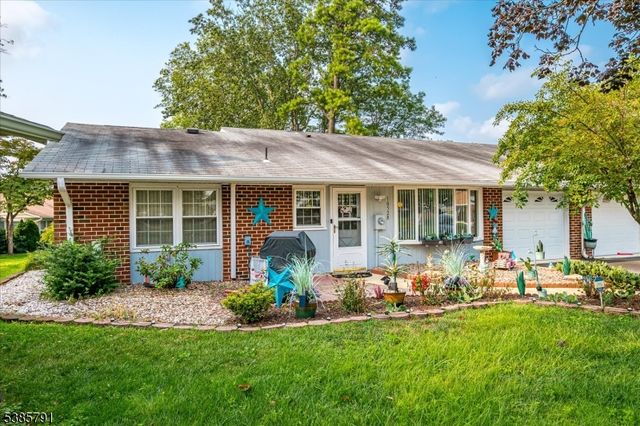 1052 Shetland Dr, Lakewood Twp., NJ 08701