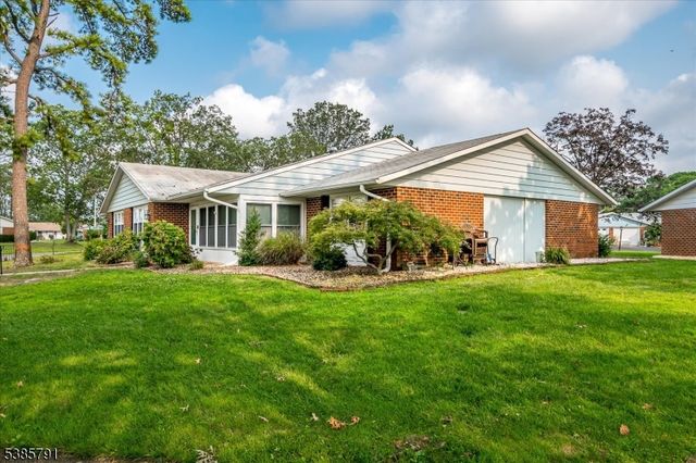 1052 Shetland Dr, Lakewood Twp., NJ 08701