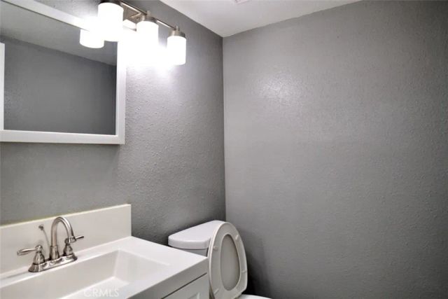 962 W Arrow A, Upland, CA 91786