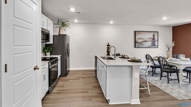 390 Jackson Point Circle B, Huntsville, AL 35811