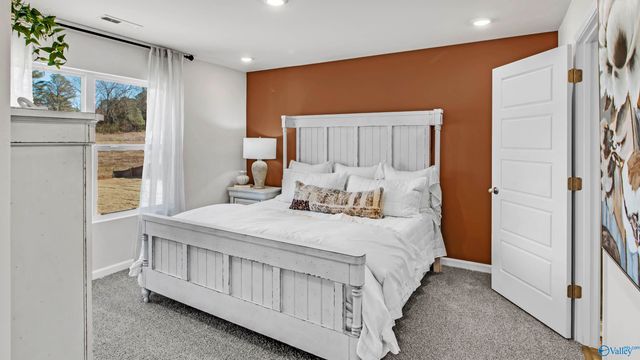 390 Jackson Point Circle B, Huntsville, AL 35811