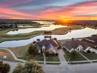 2401 Waters Edge Drive, Granbury, TX 76048