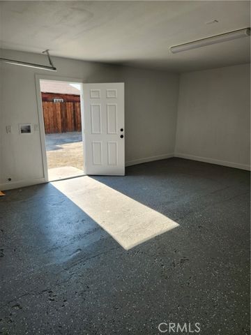 841 E H Street, Colton, CA 92324