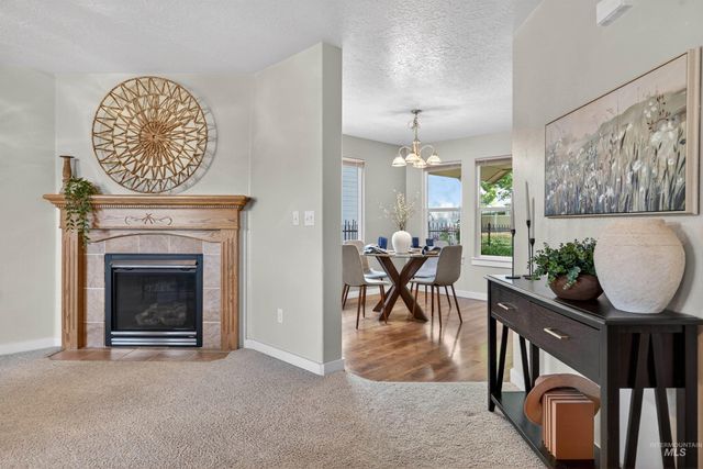 6914 E Greens Drive, Nampa, ID 83687